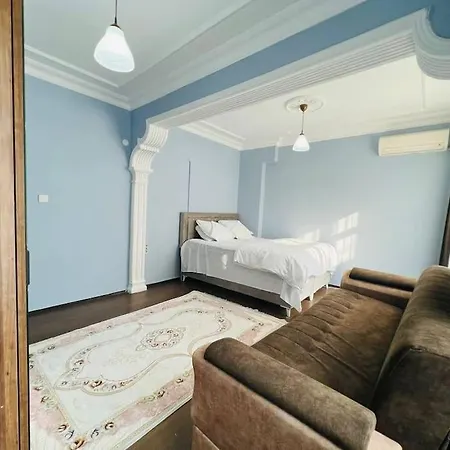 Apartament Spacious 4-bedroom Unit In Fatih. *