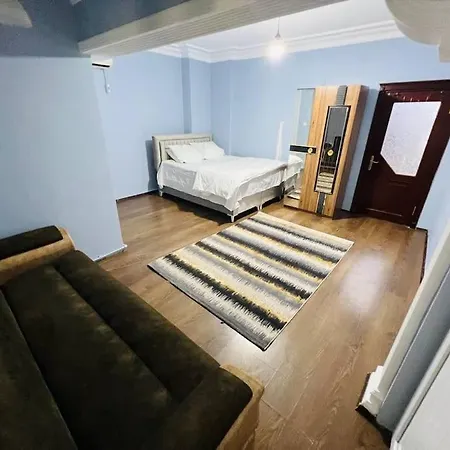 Spacious 4-bedroom Unit In Fatih. * Stambuł
